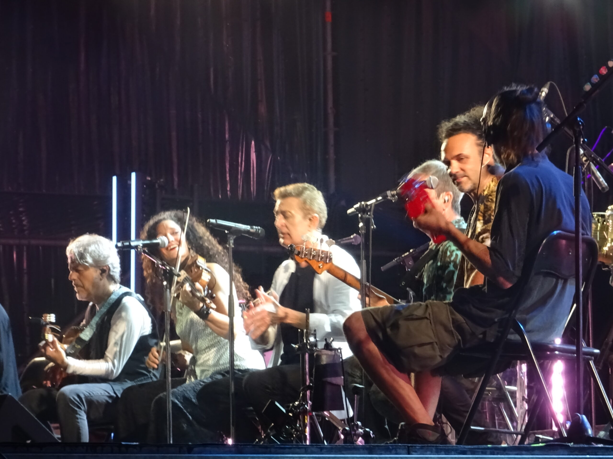 Manolo García ofreció un concierto con mucho y un poco de amor!