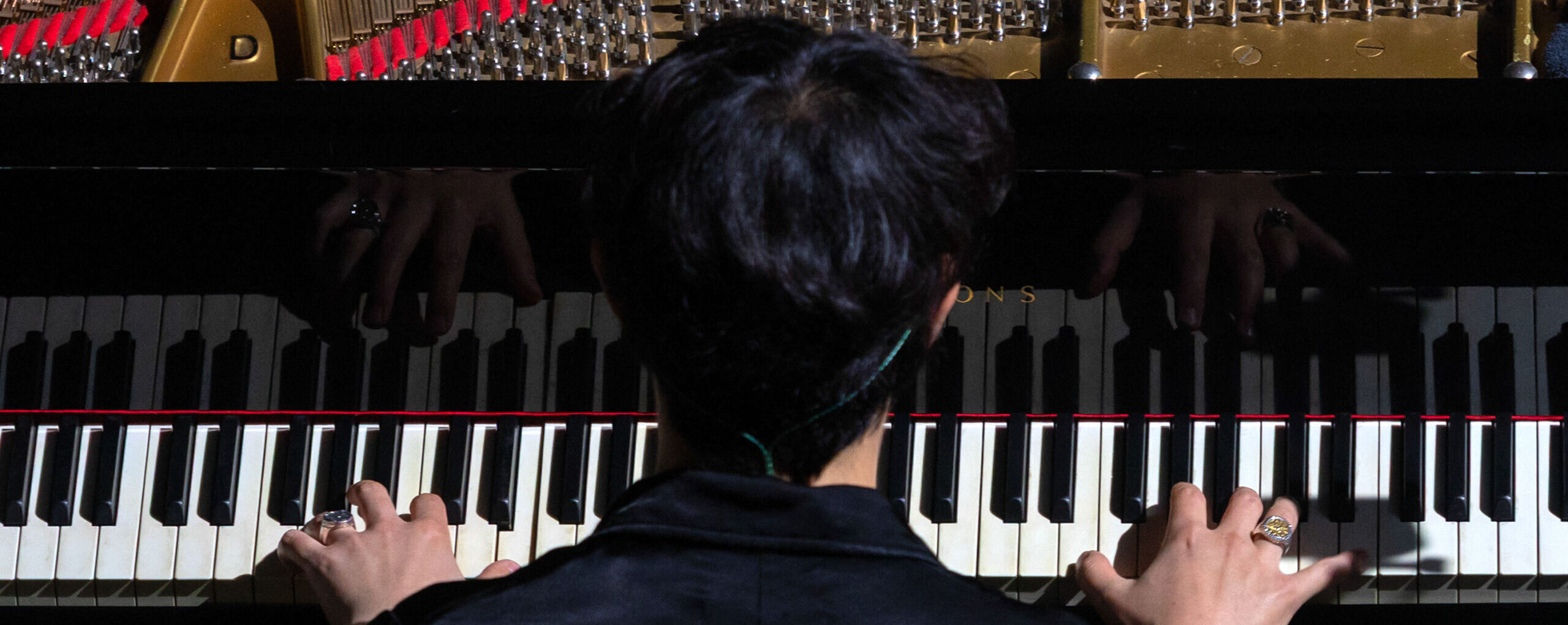 Comienza Terral 2025 con un viaje a las emociones de mano de Tony Ann